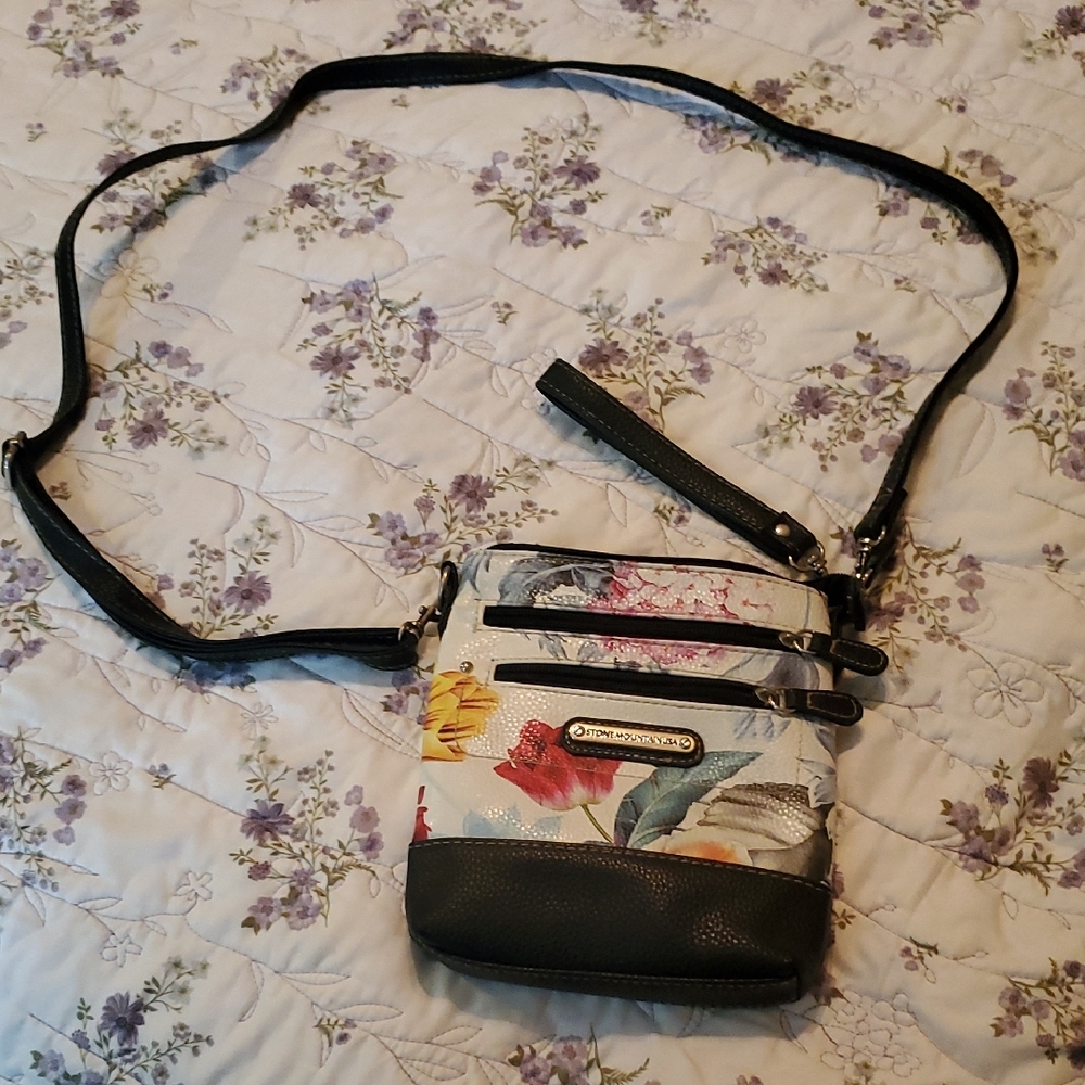 Nine West Black Crossbody Bag with Multiple Compartments